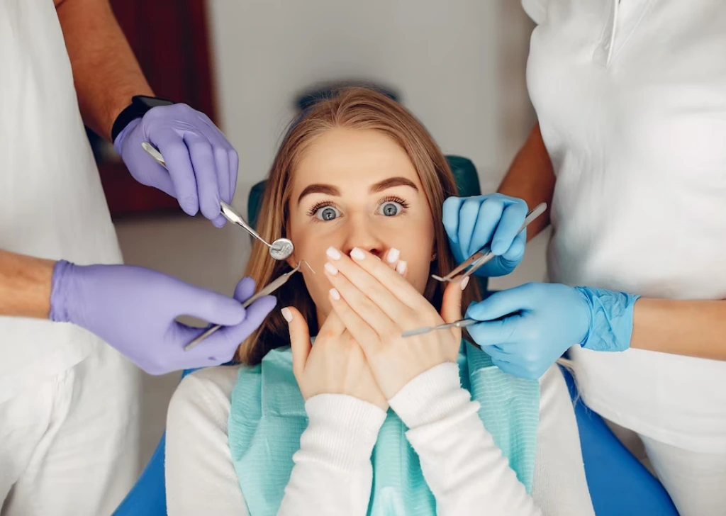 Root Canal Vs Tooth Extraction – Is it better?